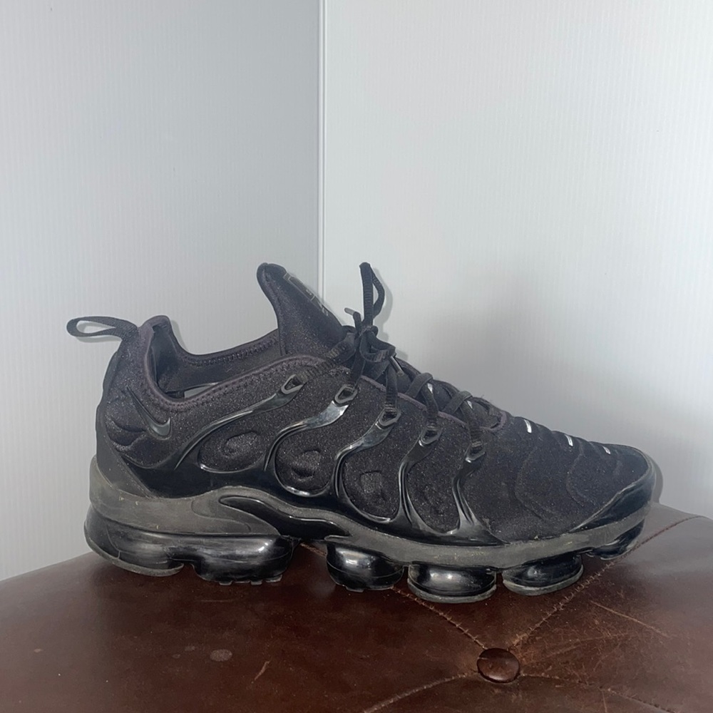 Nike Air VaporMax Plus Triple Black